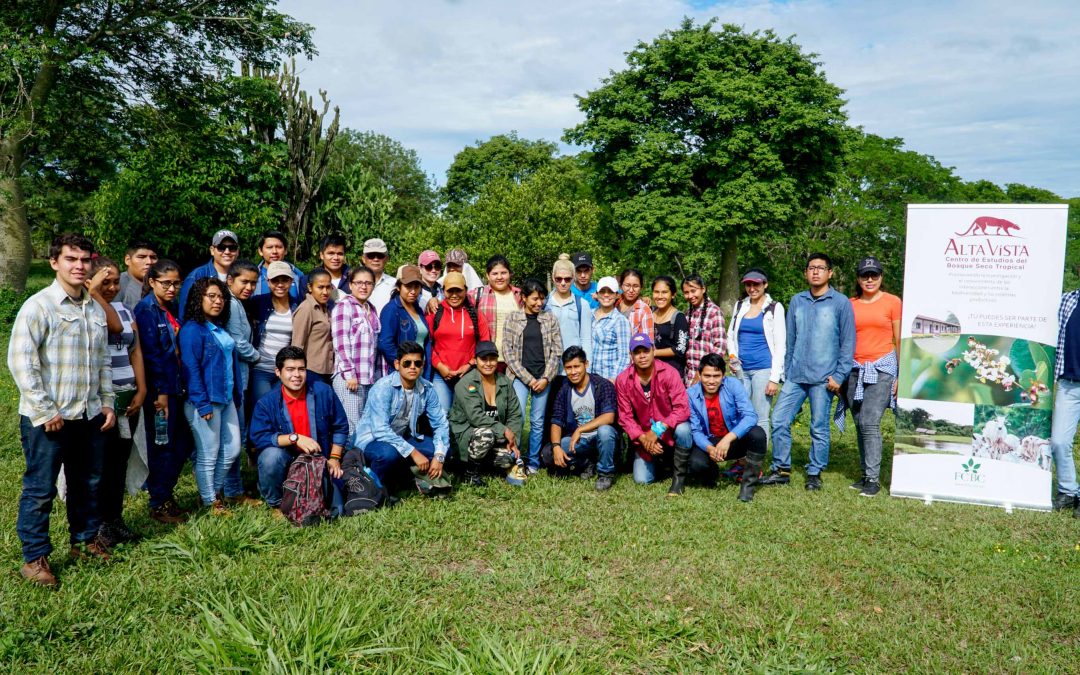 Motivadora experiencia académica en el Bosque Seco Chiquitano